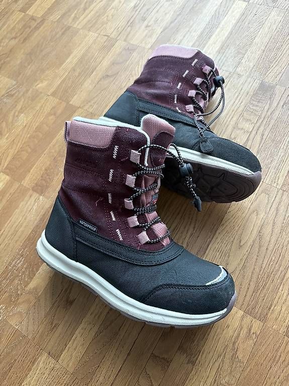 Schuhe für Mädchen: Winterstiefel Gr. 33 – Gebraucht aus Zürich von sch_kqj7 1