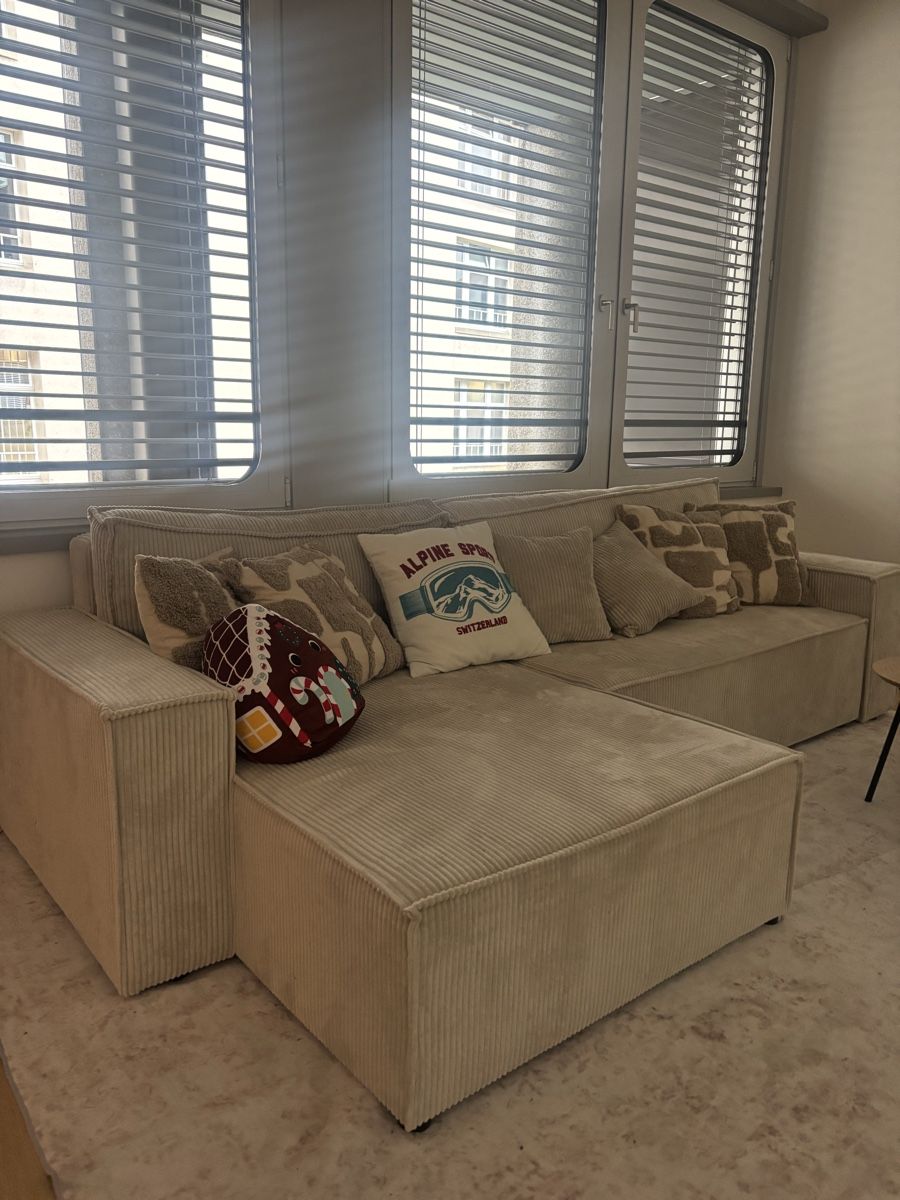 Divani: Ecksofa hellbeige Cord (Schlafcouch) – Nuovo (secondo la descrizione) da St. Gallen venduto da ann_dl9f
