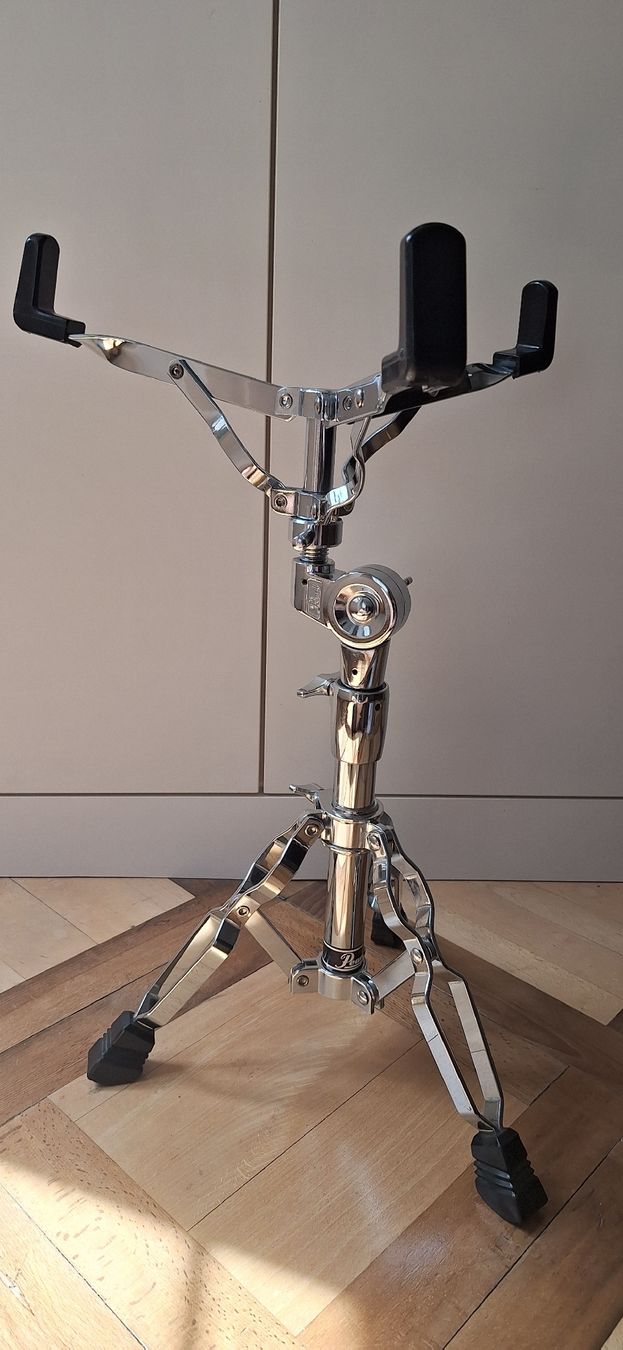Instruments de musique: Pearl Snare Stand – D'occasion à Altdorf UR par Ristolino