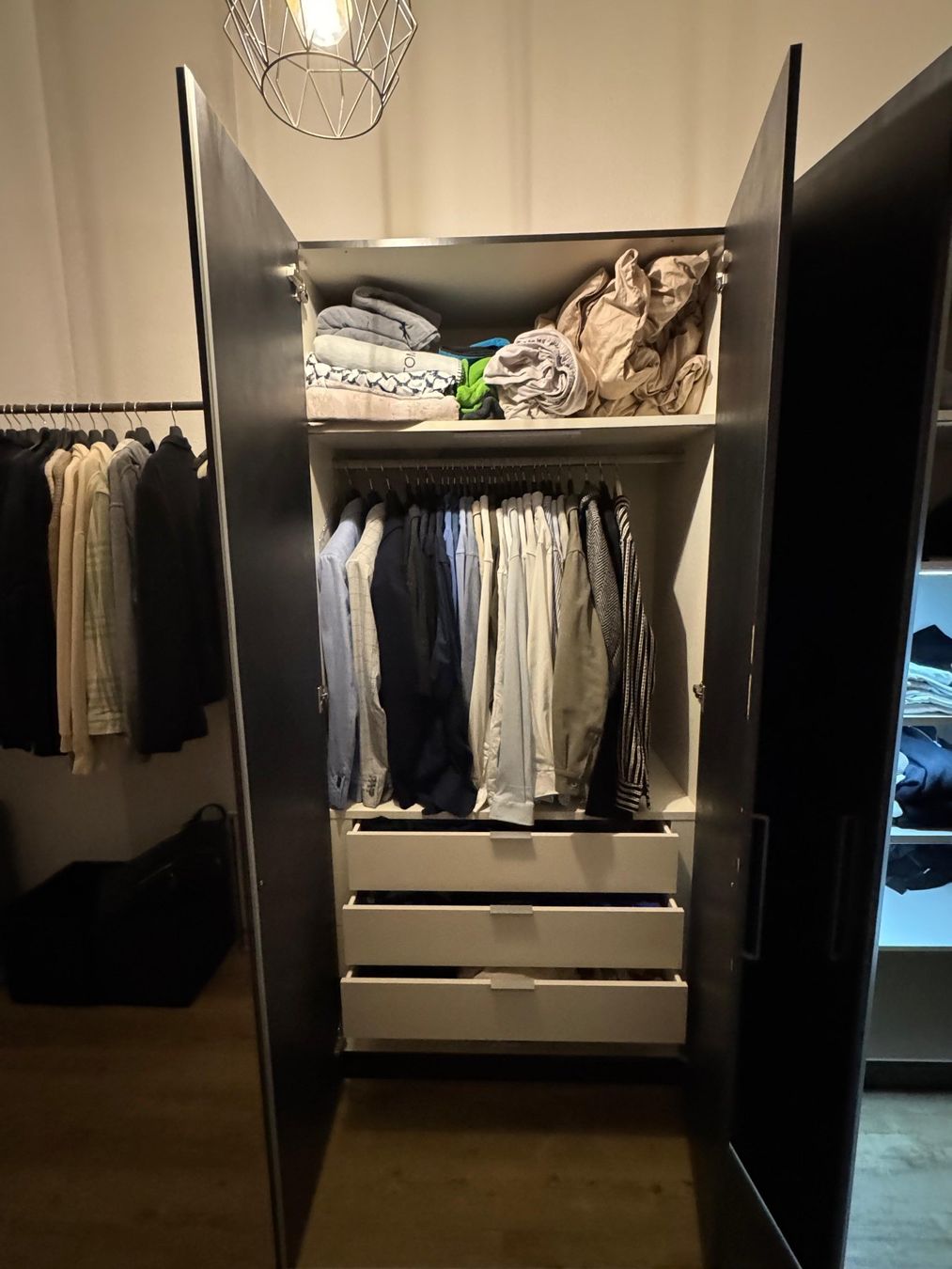 Armadi: Kleiderschrank – Usato da Horgen venduto da Marco8897 2