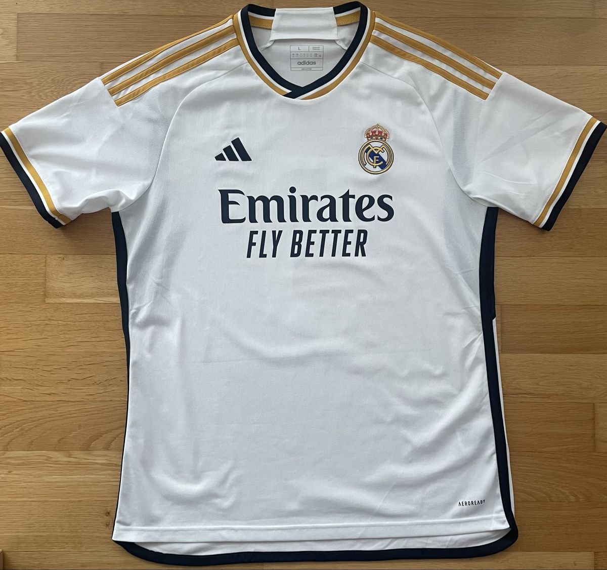 Real Madrid Canottiere & Pantaloni: Original Real Madrid 2023/2024 Bellingham – Usato da Windisch venduto da RealJerseys 1