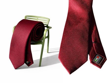 Seidenkrawatte uni bordo gewoben 6cm breit neu u orign