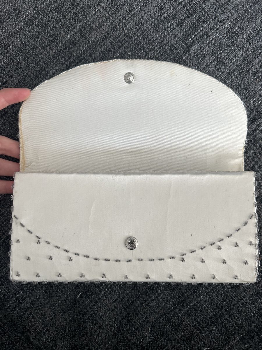 Borse da donna: Antike Clutch – Usato da zürich venduto da gettingridofstuff 1