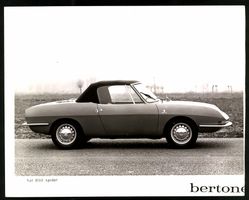 Fotografie Auto Fiat 850 Spider Bertone 
