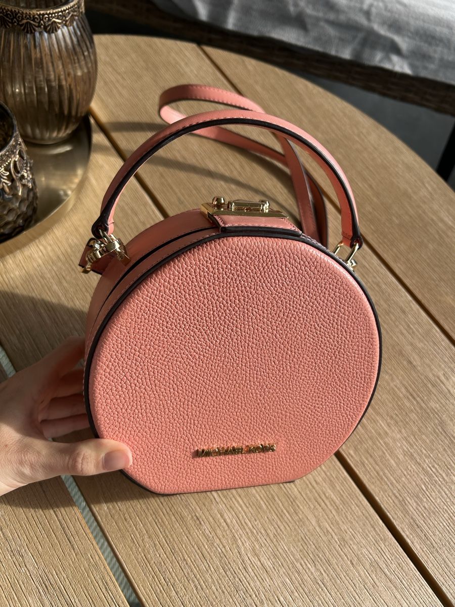 Michael Kors Sacs femmes: Michael Kors Tasche neu – Neuf (Voir description) à Egerkingen par thelifeofpablo