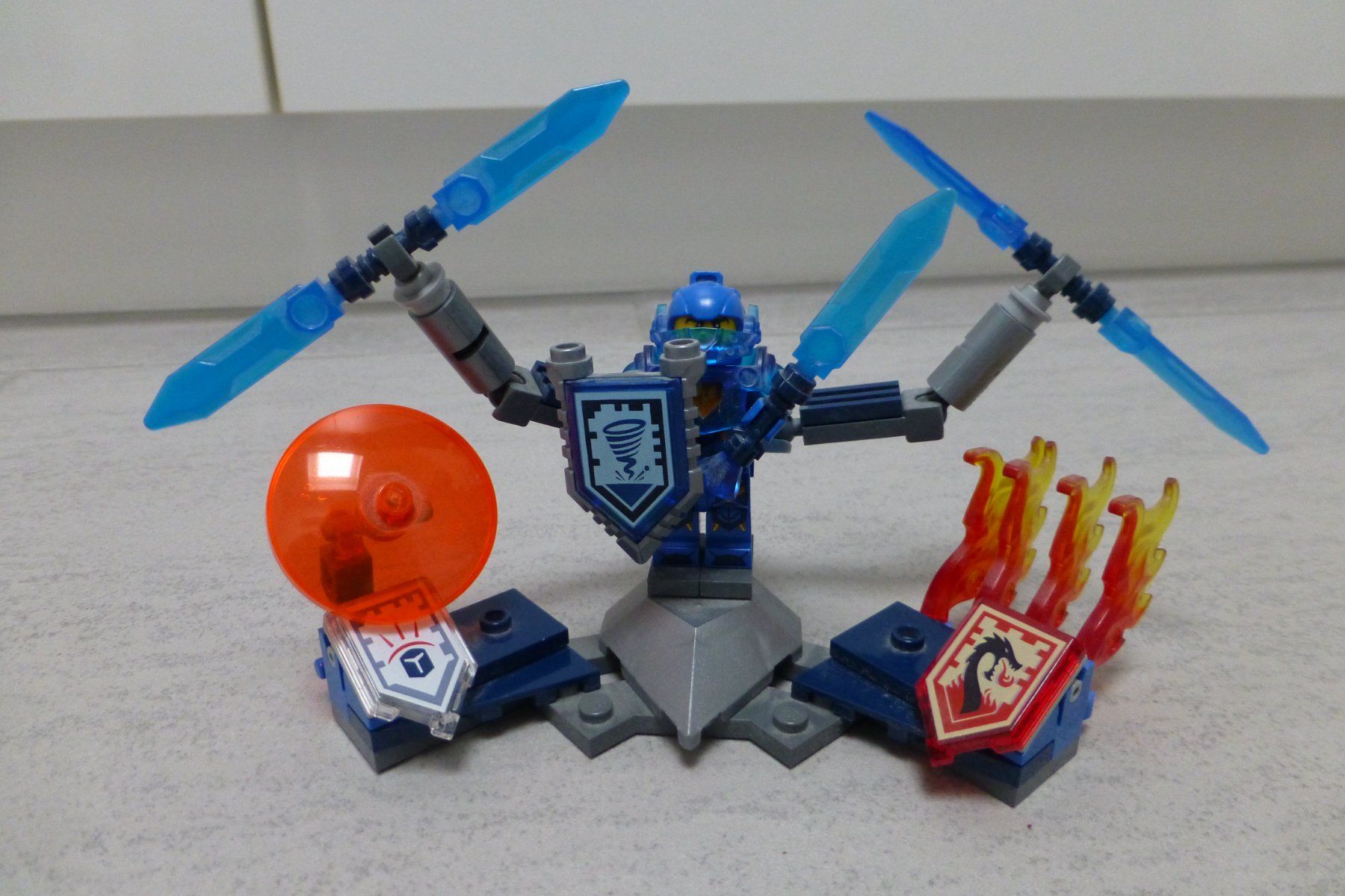 Lego Kit di costruzioni: Nexio Knights Clay – Usato da Grenchen venduto da Bobatsch 3