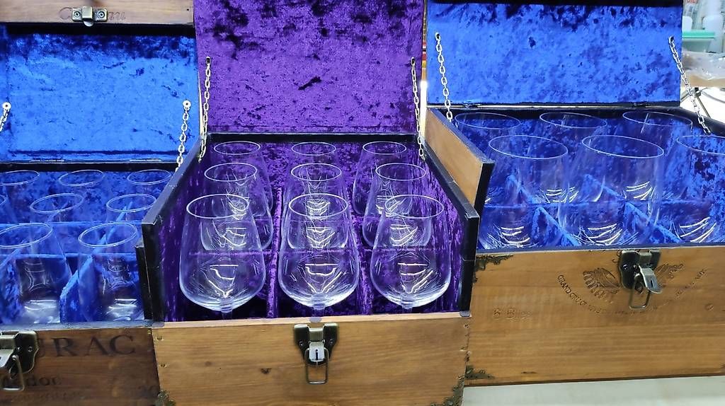Bicchieri: Verres pour vin rouge et rosé + coffret – Usato da Estavayer-le-Lac venduto da ac5_58bj 3