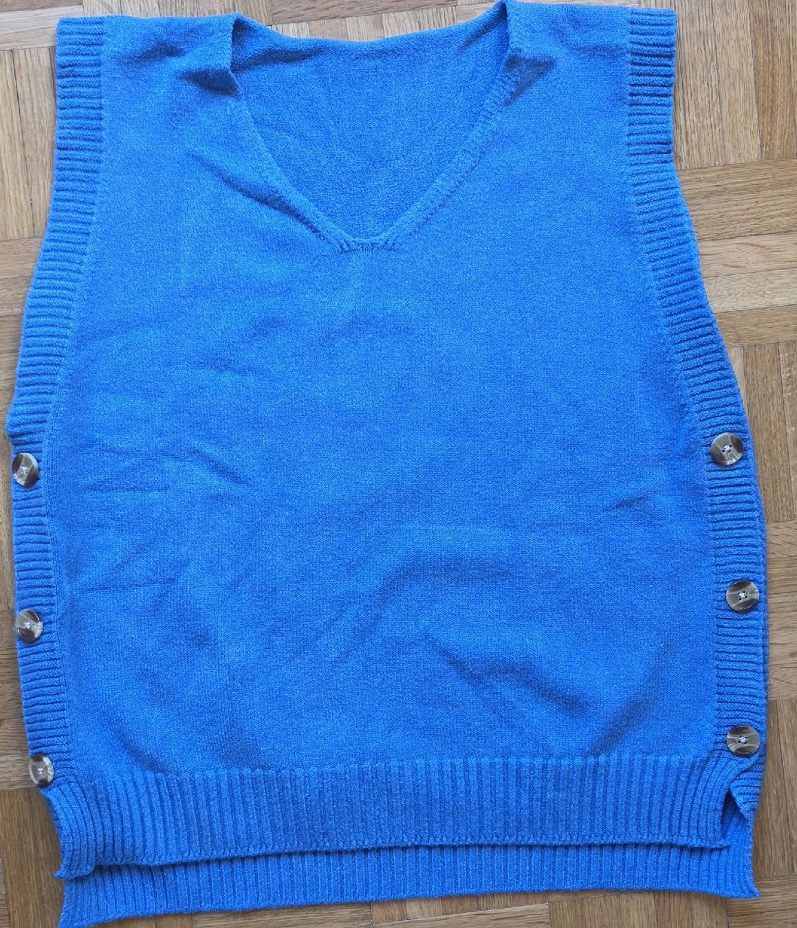 Pullover & Sweatshirts: Pull Sans Manche bleu XL – Gebraucht aus Yverdon-les-Bains von van_dq65