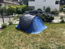 QUECHUA 3-person camping tent
