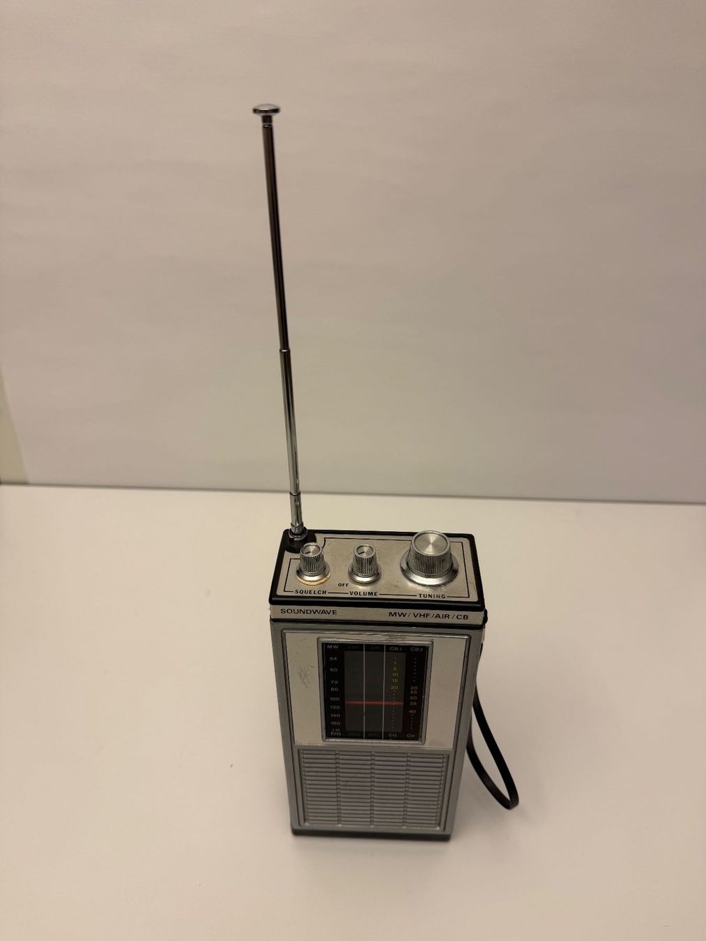 Radiocomunicazione: Cooler älterer Multikanalempfänger – Usato da Meilen venduto da Brandmanager 1