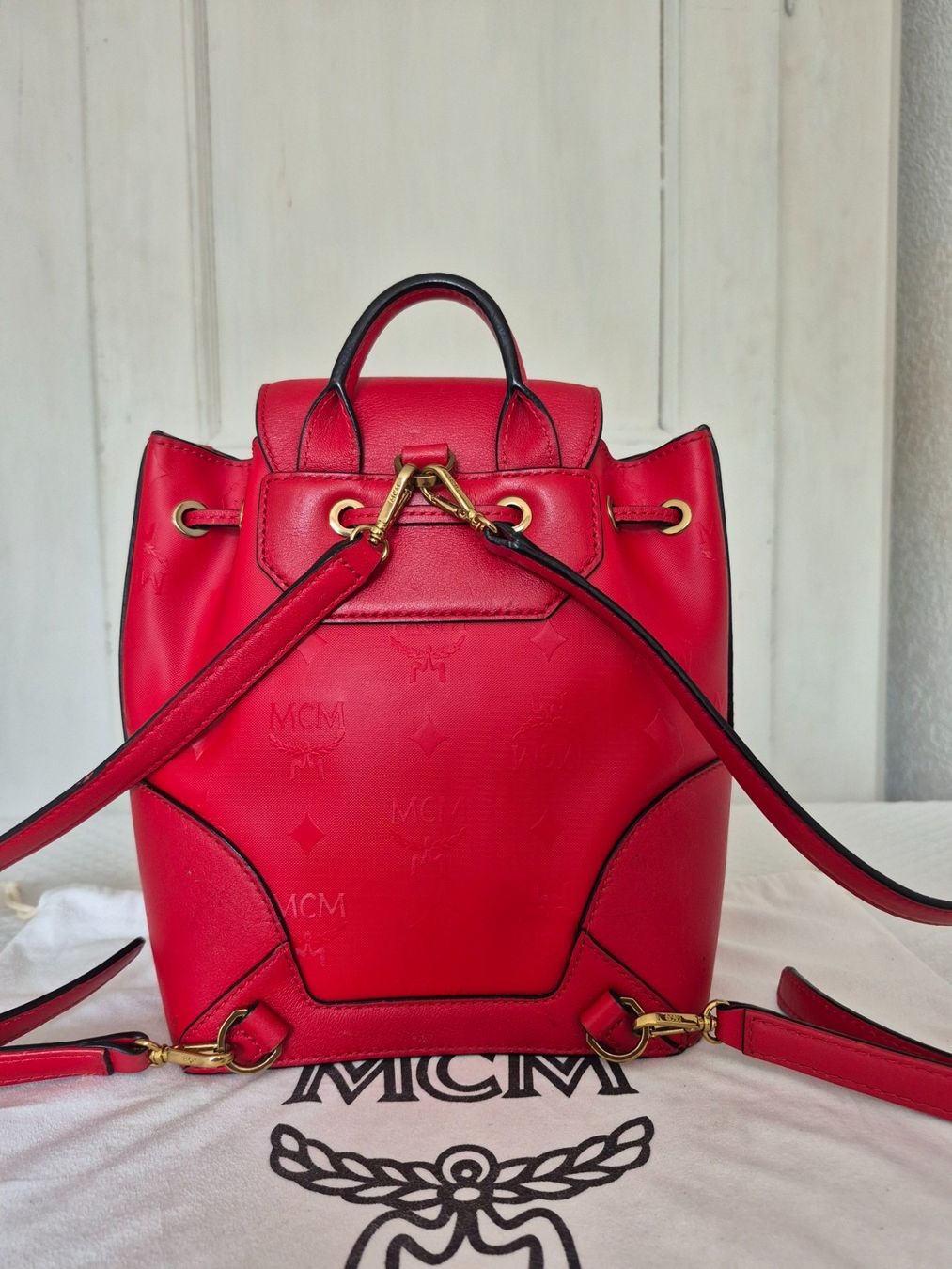 Mcm Zaini: MCM Rucksack, mit Nieten – Usato da Dottikon venduto da Pega7 3