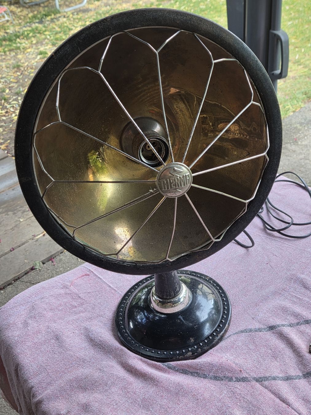 Lampade: Tischlampe – Usato da Däniken SO venduto da sugar-honey-pie