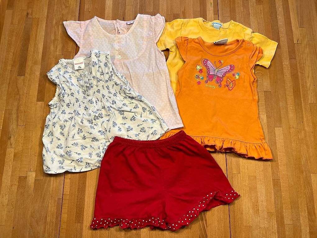 Lotti & Set di vestiti: Kleiderpaket Grösse 86, Mädchen, ca. 15 Teile – Usato da Zürich venduto da barbarajo 2