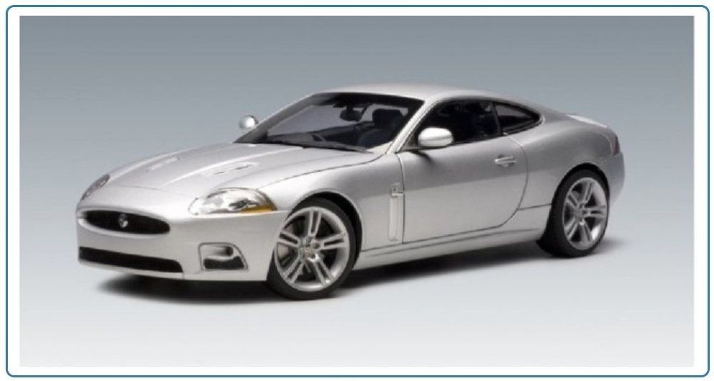 1/18 AUTOart Jaguar XK Coupe (Silver) - ミニカー