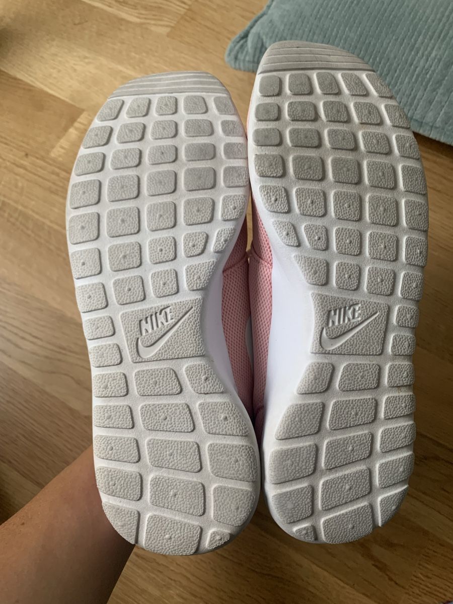 Nike Damenschuhe: Nike Sneaker rosa Mesh/Stoff Gr. 40.5 – Neu (gemäss Beschreibung) aus Regensdorf von secondchancefashion 4