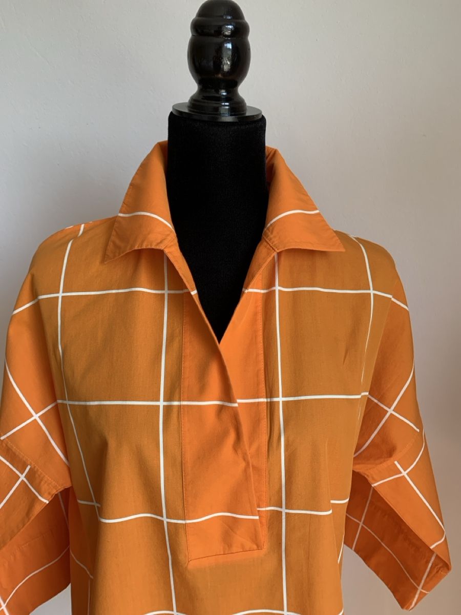 Akris Camicette: AKRIS: Luftige orange/weiss karierte oversize Bluse, 34 – Usato da Luzern venduto da paulablue 1