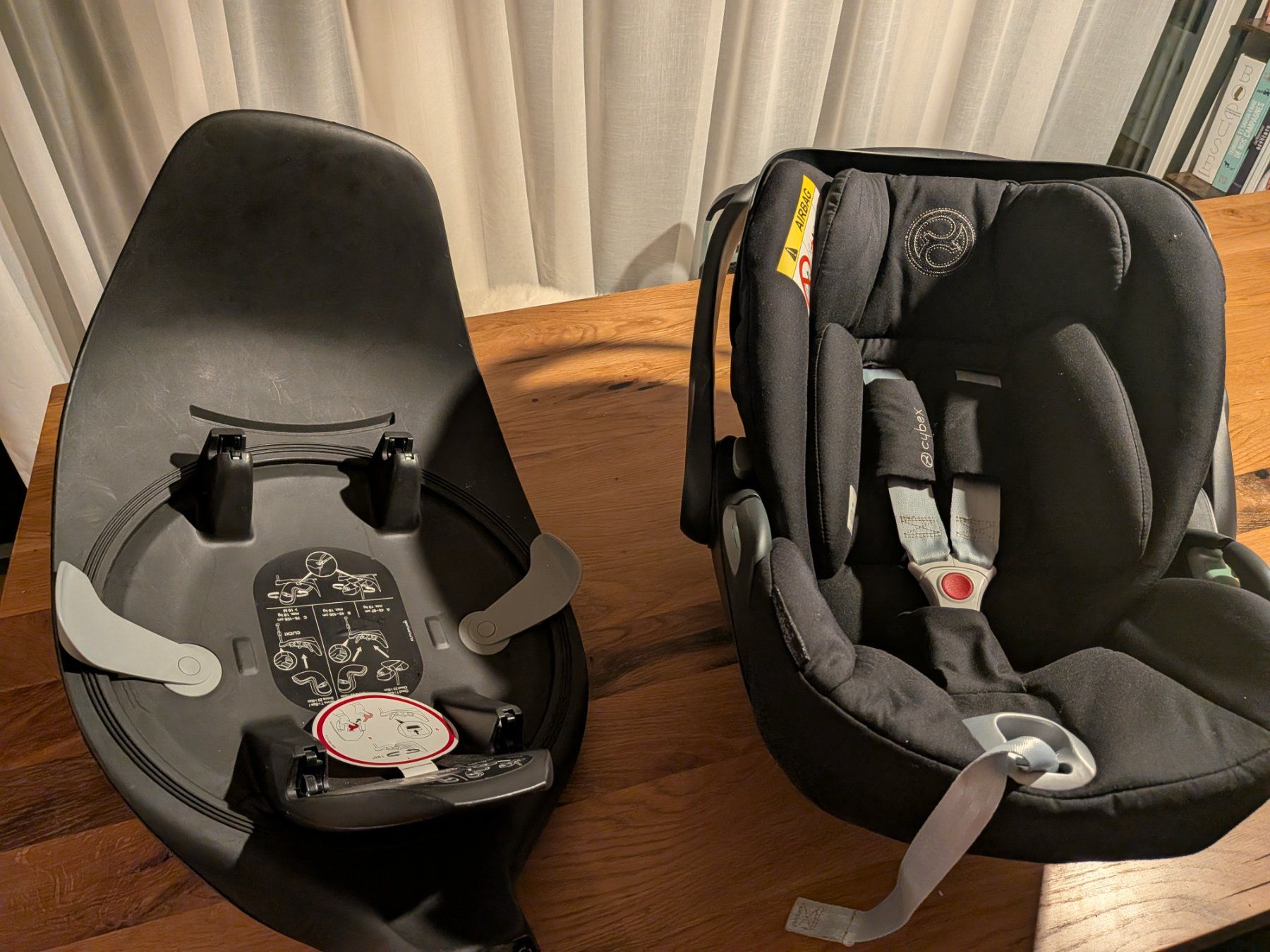 Cybex Seggiolini per auto: Cybex cloud t + base – Usato da Zürich venduto da m8005