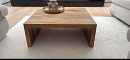 Nussbaum Holztisch