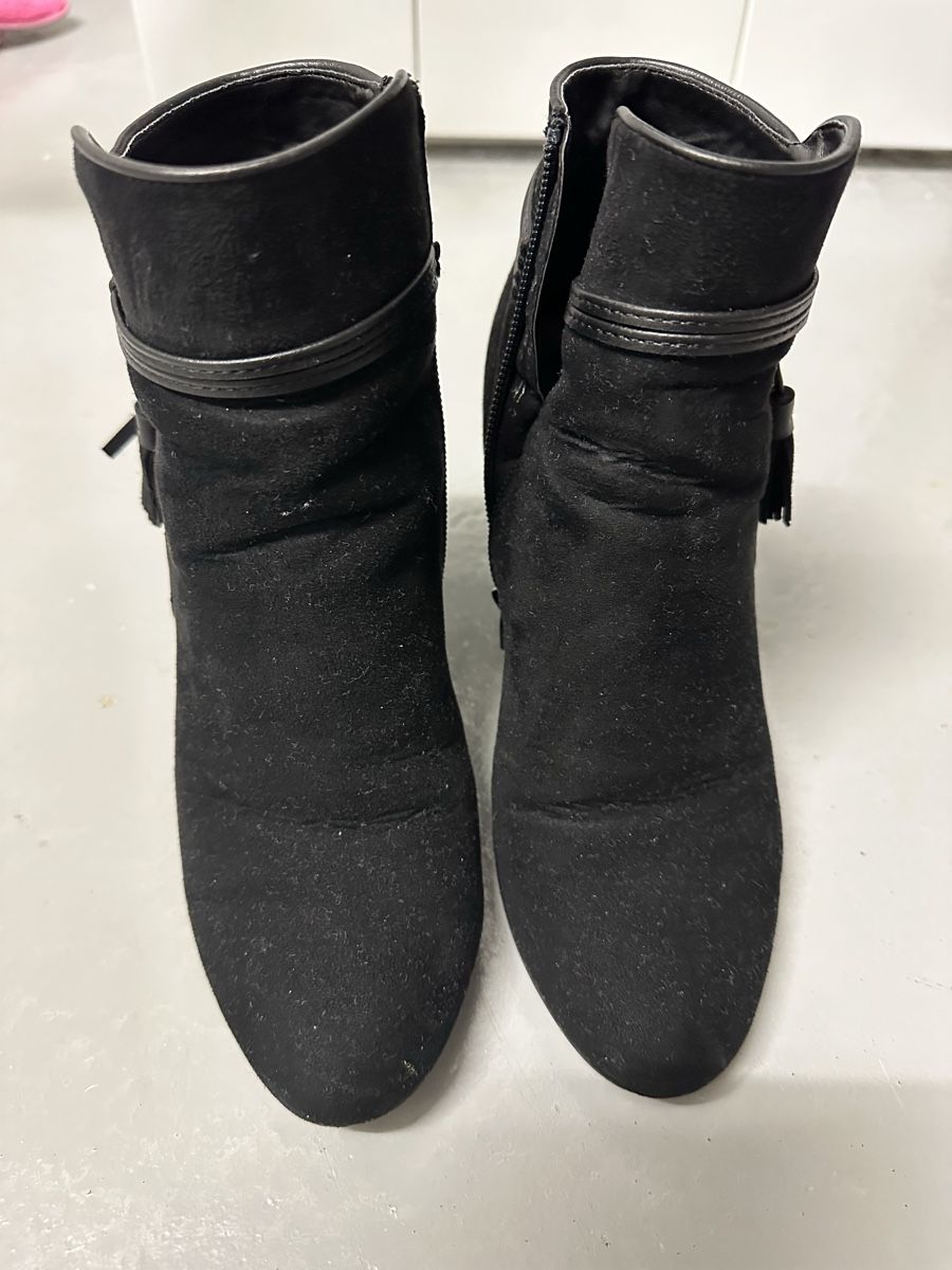 Scarpe da donna: Stiefeletten Grösse 38 – Usato da Bülach venduto da leide_29 1