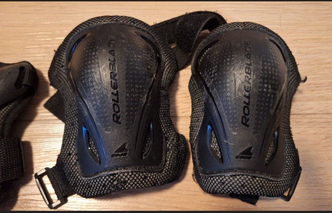 Protections: Inline Skates Schoner Set - Grösse XXS - 110-128 – D'occasion à Kriessern par Bugggyyy 2