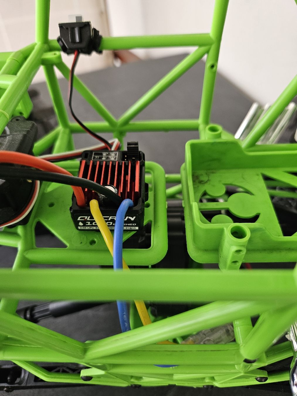 Axial RC Kits de montage: Grave Digger RC Axial SMT10 – D'occasion à Sarnen par rockola02 3