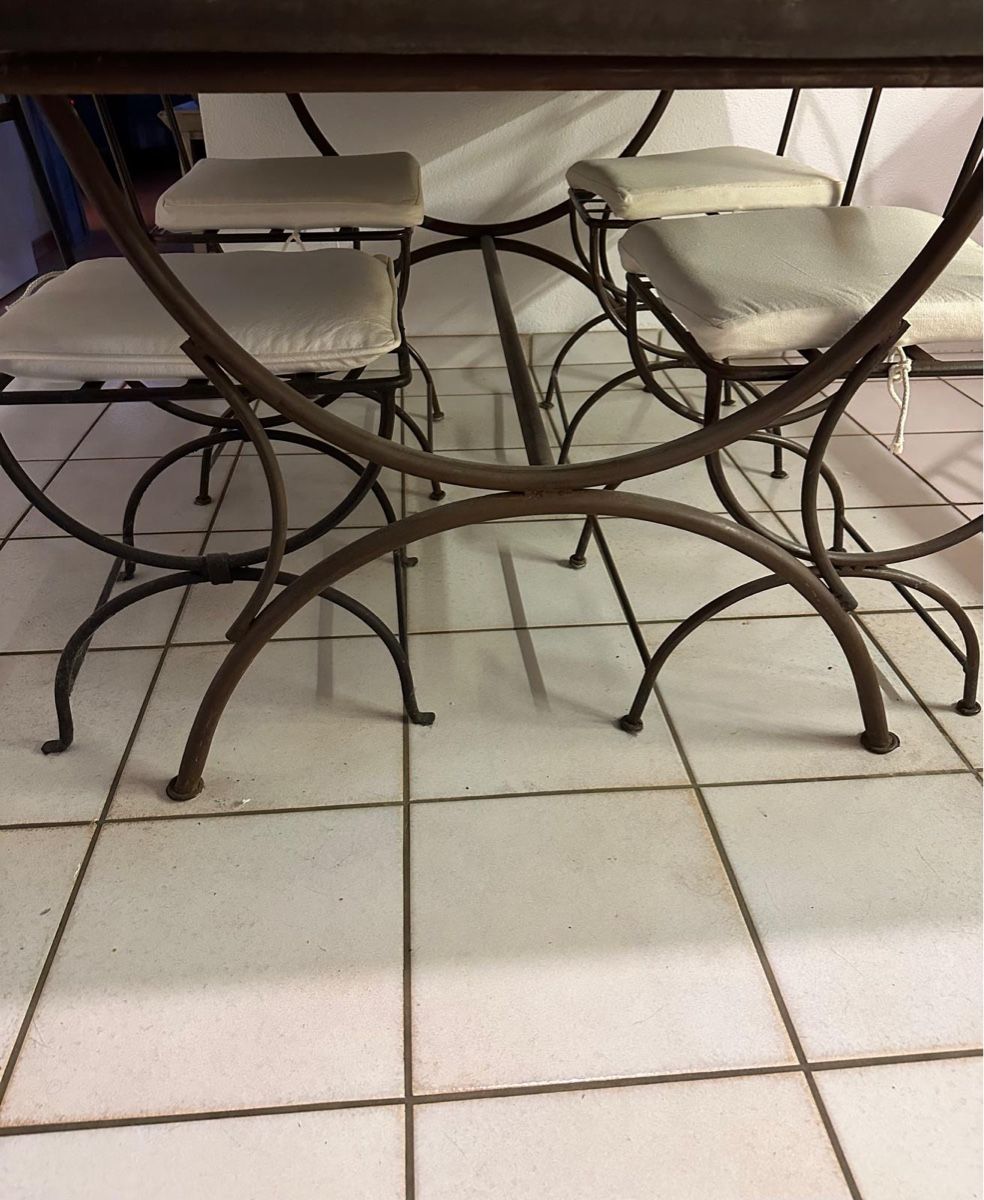 Set di tavolo e panche: Table marocaine en faïence et 4 chaises – Usato da Vessy venduto da MrPatina 2