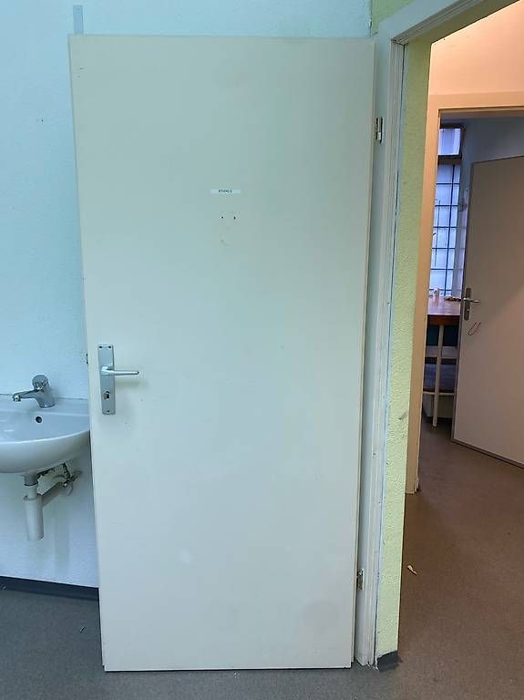 Porte: 2 Türen gratis abzugeben – Usato da Zürich venduto da k_nicole