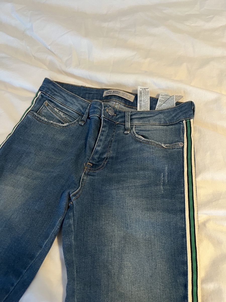 Zara Jeans: Jeans – D'occasion à Zürich par tyr_5j6q 1