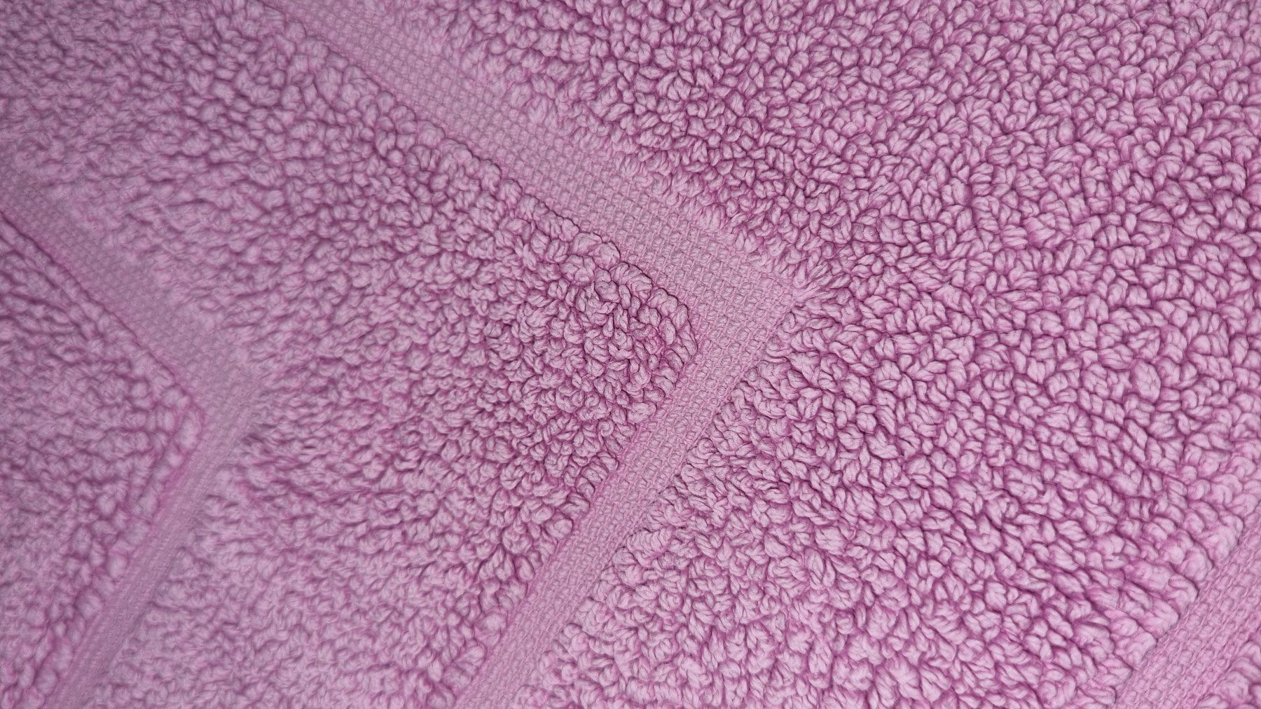 Tapis: Tapis de bain rectangle 60x100 rose – D'occasion à Lavey-les-Bains par Etre-Ange 1