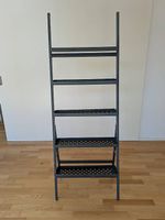 Garden shelves for pots