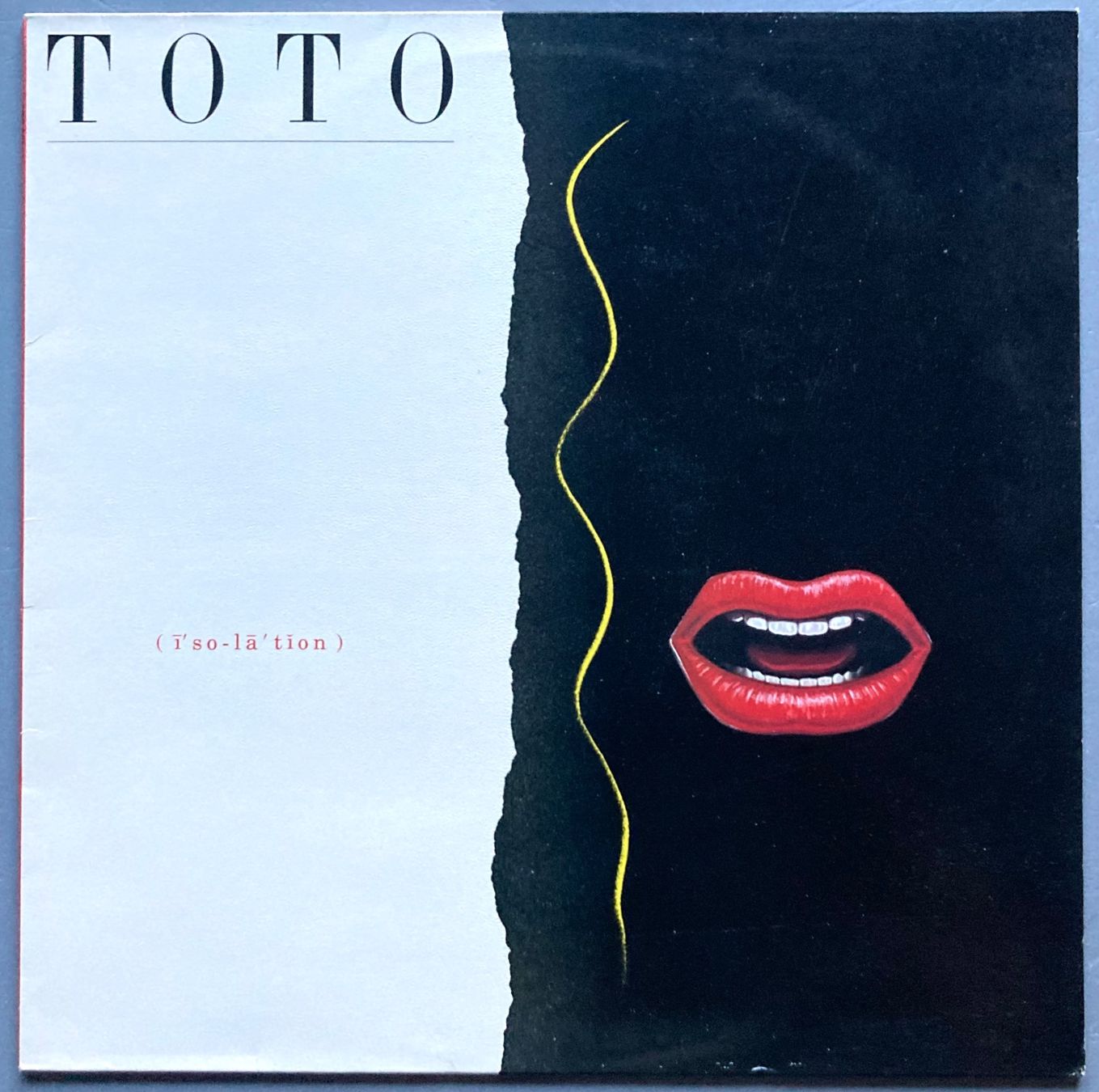 Vinyles: TOTO - ISOLATION – D'occasion à Poliez-Pittet par Newtown-Records