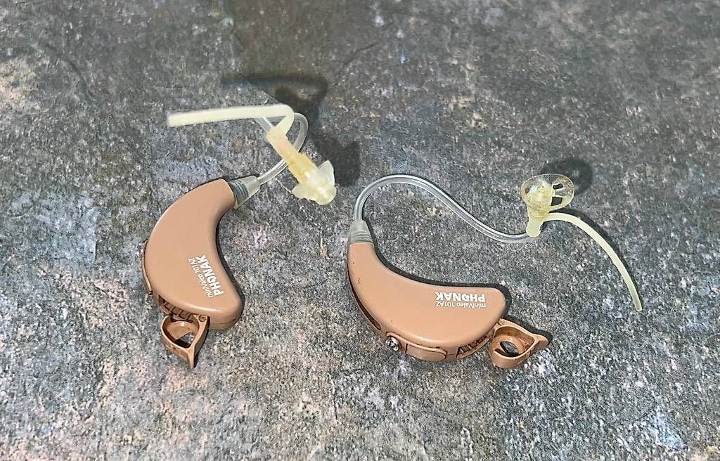 Attrezzature mediche: Hörgerät Phonak mini Valeo 101AZ – Usato da Itingen venduto da Haefi