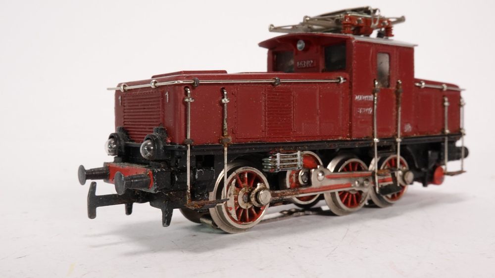 4ø Märklin 3002 DB BR 63 Rangierlok bordeaux rot (Defekt) in Uetendorf ...