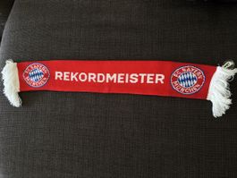 FC Bayern Fanschal mit Saugnäpfen