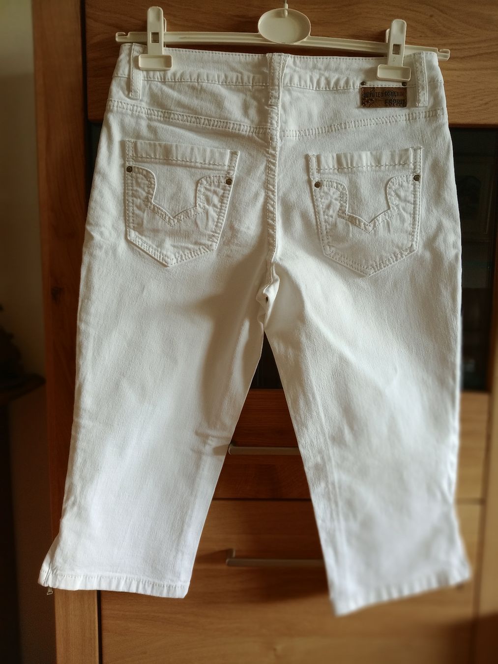 Esprit Pantaloni: Caprihose Esprit – Usato da Disentis-Muster venduto da Bix03 9