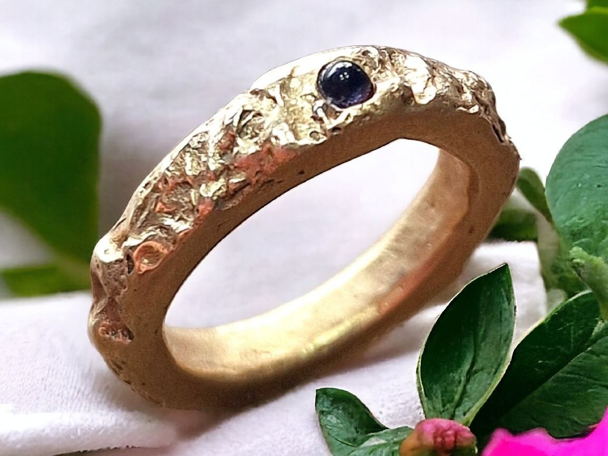 Anelli: Wilder Ring, Bronze mit Iolith, Grösse 46,75 – Nuovo e nell'imballaggio originale da Aarau venduto da Schmuckhoehle_MD