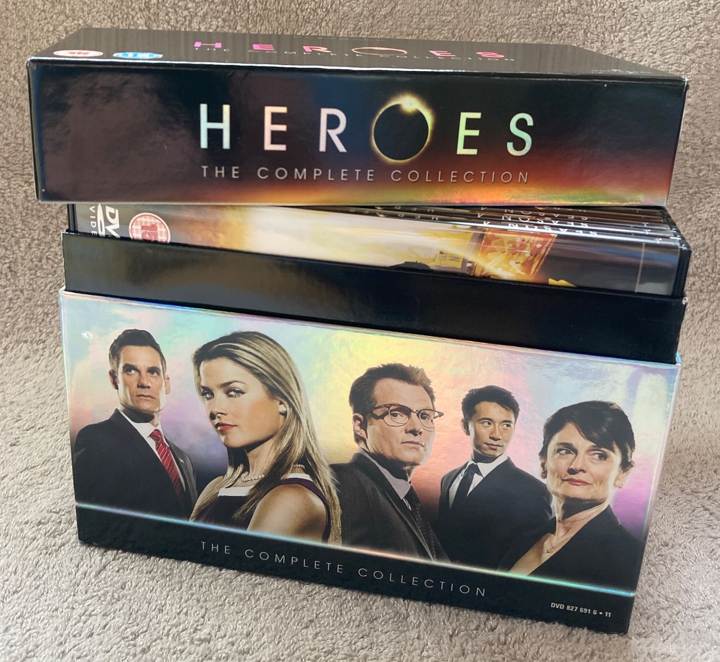 Tutti i DVDs: Heroes - The complete collection (EN) - UK-Version – Nuovo (secondo la descrizione) da Wolfhausen venduto da uchuva26