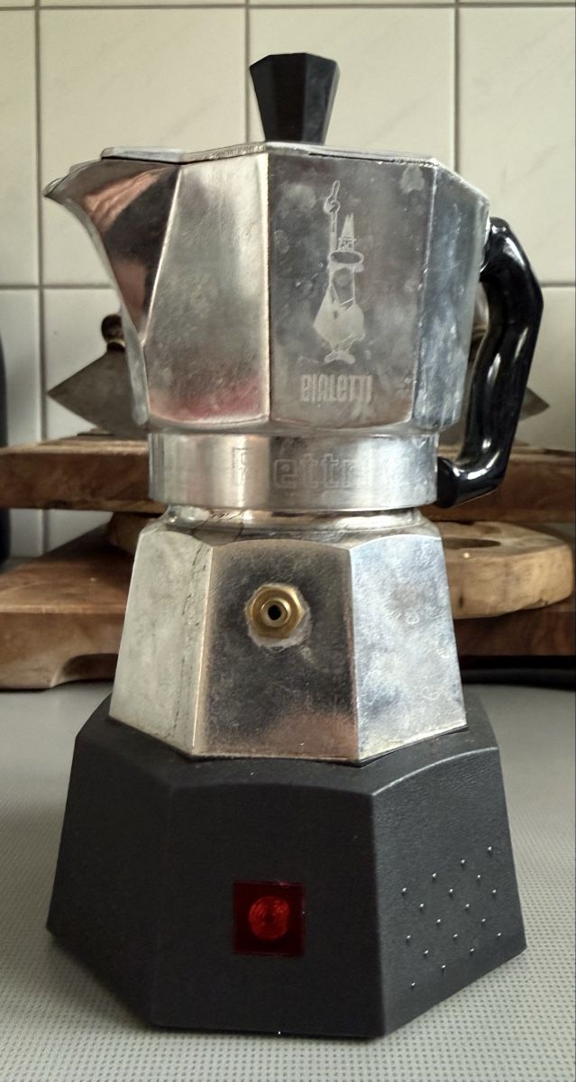 Bialetti Macchine per caffè & Macchine per espresso: Home coffee set - pour over, Bialetti, grinder – Usato da Zürich venduto da Sfass 5