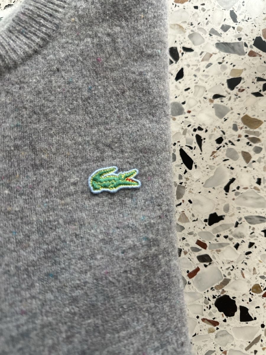 Lacoste Maglioni & Felpe: Pull Lacoste gris col rond, état comme neuf – Usato da Genève venduto da Davidspiky17 1