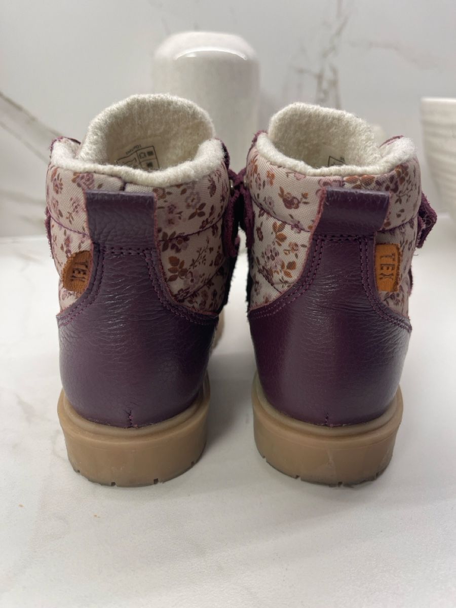 Scarpe per ragazze: Winter Stiefel Mädchen Wheat 26 – Usato da Täuffelen venduto da Nice800 2
