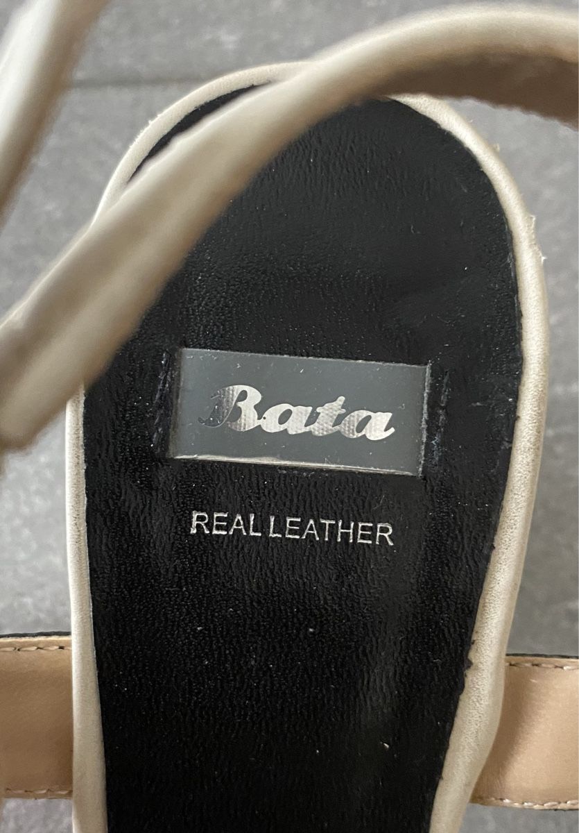 Damenschuhe: BATA SANDALEN LEDER GRÖSSE 37 – Gebraucht aus Malters von Kuettel1 1