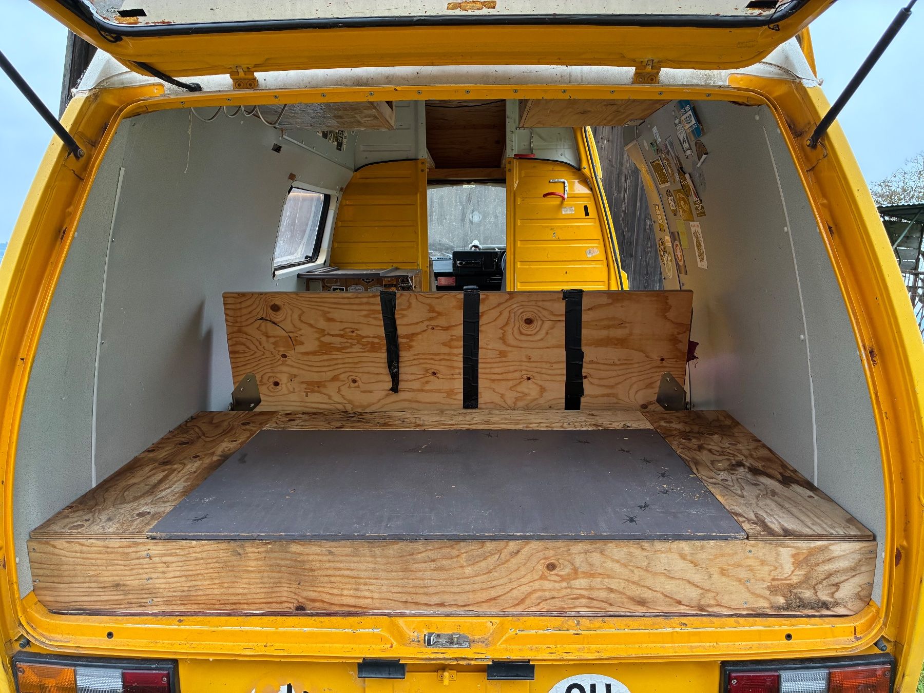 VW Automobili: Vw bus bulli T3 T2 – Usato da Pailly venduto da Interceptorch 8
