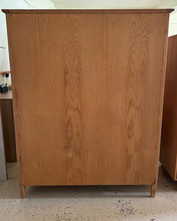 Holz Schrank massiv gebraucht, Kleiderschrank Kaufen auf Ricardo