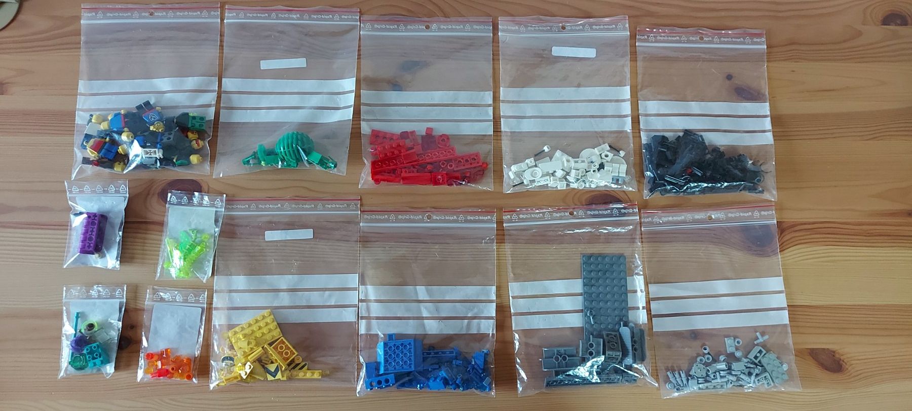 Lego Kit di costruzioni: LEGO Pièces de rechange/surplus – Usato da Sévery venduto da derveydylan
