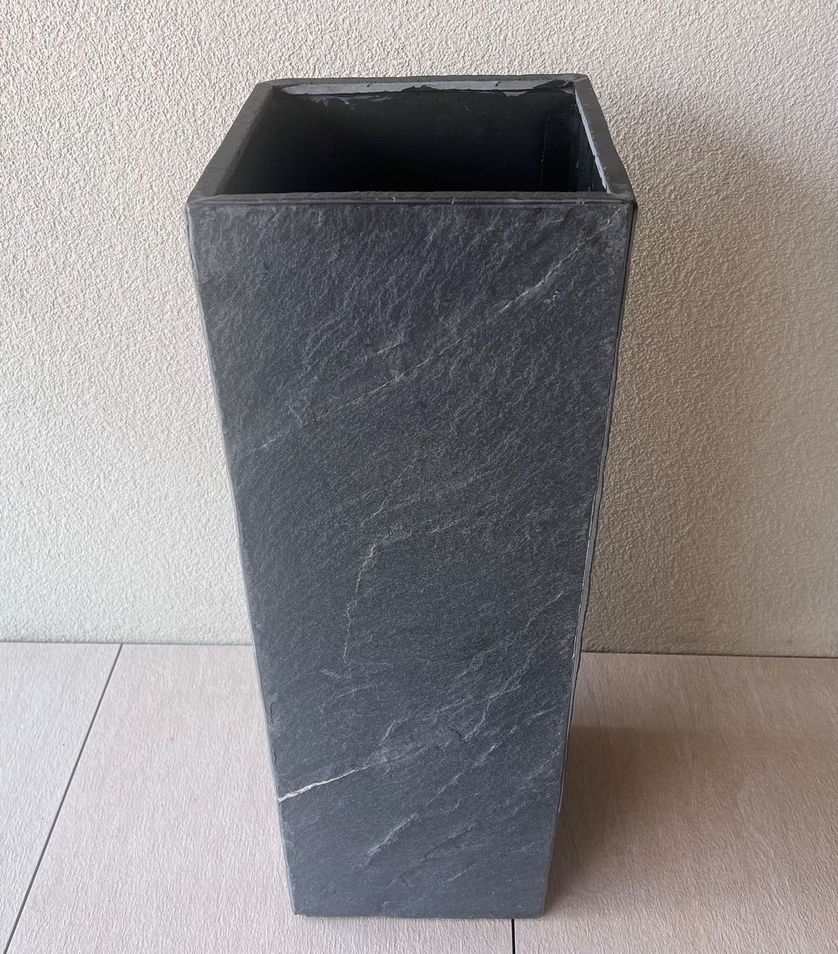 Sonstige Dekorationen & Accessoires: Schiefer Blumensäule – Gebraucht aus Münchenbuchsee von Volver64