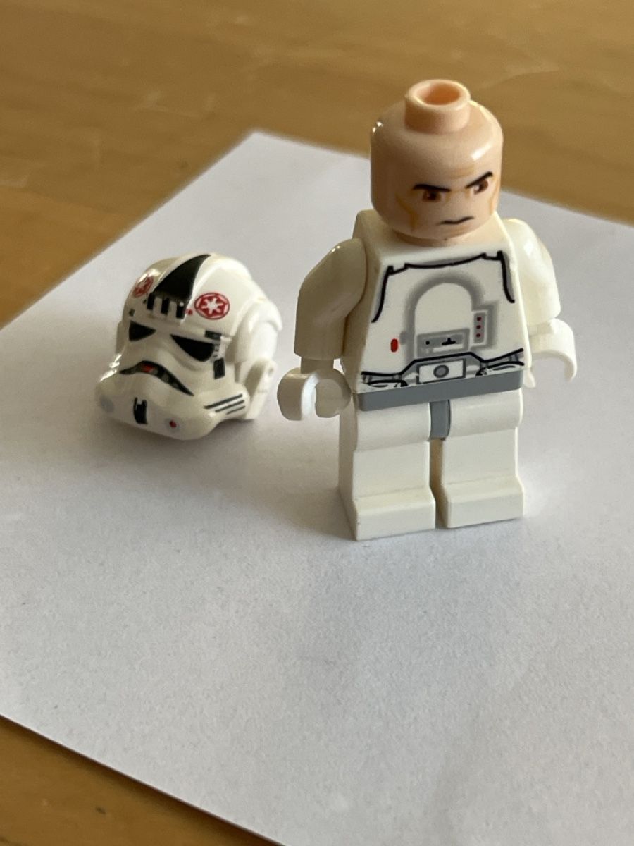 Star Wars Statuette: LEGO Star Wars Pilot Clone Trooper – Usato da neuenhof venduto da cocoros 4