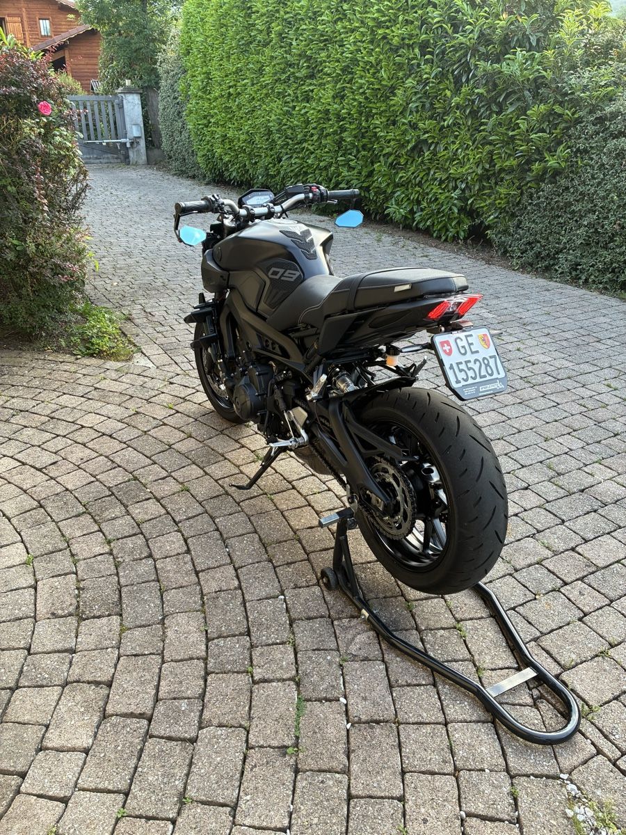 Yamaha Sonstige: Mt09 black 2020 full 6600km – Neu (gemäss Beschreibung) aus Plan-les-Ouates von yoh_kg9m 3
