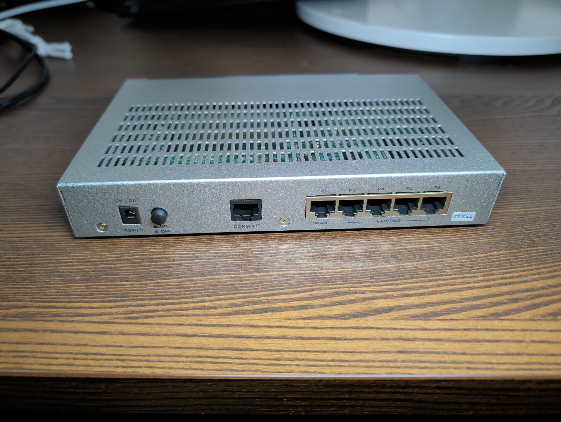 Zyxel Firewall: Zyxel ATP100 – Usato da Burgdorf venduto da BITServ 1