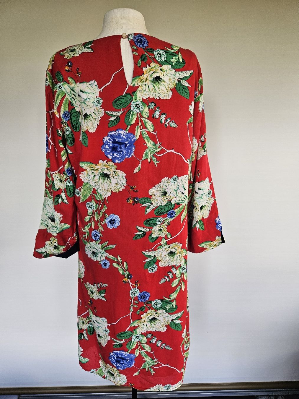 Vestiti: Floral Kleid – Usato da Hochdorf venduto da Berry005 2