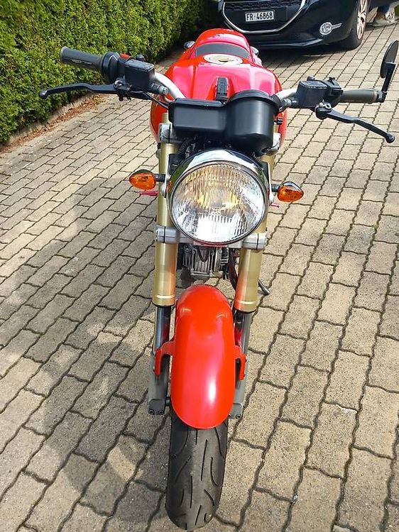 A VENDRE MOTO DUCATI MONSTER ROUGE EN PARFAIT ETAT 4
